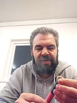 Snapshot of HairypapaK chatting on October 2025 04:42:01 AM HairypapaK online show from October 2025 04:42:01 AM