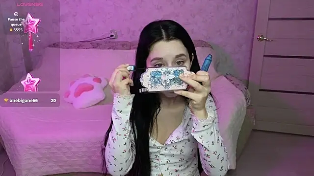 Snapshot of Eva_Maller chatting on February 2026 11:31:02 AM Eva Maller online show from February 2026 11:31:02 AM