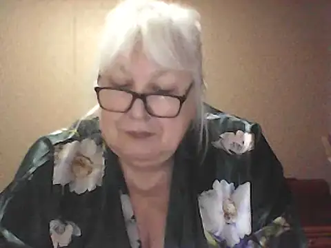 Alexia64231 online show from April 2026 02:58:01 AM