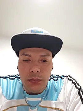 Sergiochicaguala online show from April 2026 04:04:01 PM