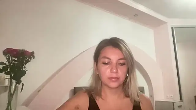 Snapshot of Beautysoul_ chatting on September 2025 04:43:01 PM Beautysoul online show from September 2025 04:43:01 PM