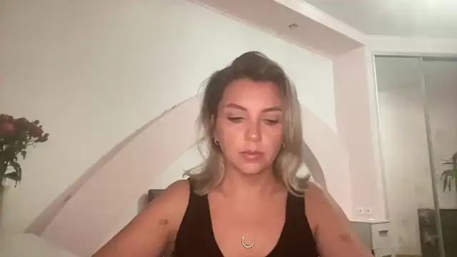 Snapshot of Beautysoul_ chatting on September 2025 05:29:02 PM Beautysoul online show from September 2025 05:29:02 PM