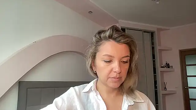 Snapshot of Beautysoul_ chatting on October 2025 08:57:02 AM Beautysoul online show from October 2025 08:57:02 AM