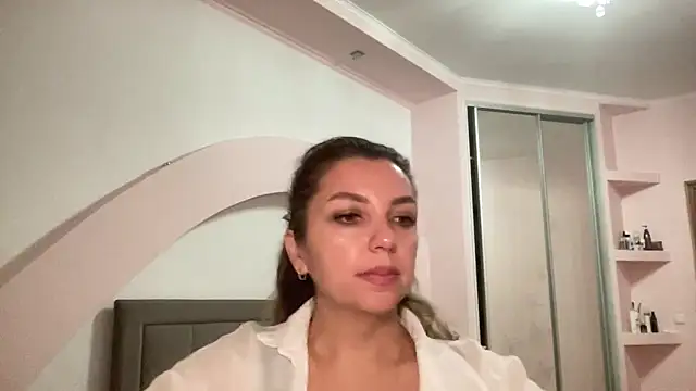 Snapshot of Beautysoul_ chatting on October 2025 04:03:02 PM Beautysoul online show from October 2025 04:03:02 PM