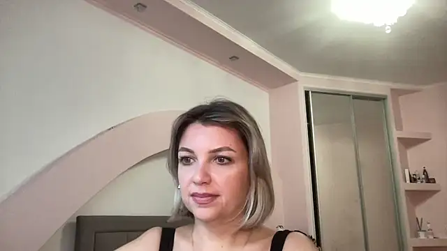 Snapshot of Beautysoul_ chatting on October 2025 11:03:01 AM Beautysoul online show from October 2025 11:03:01 AM