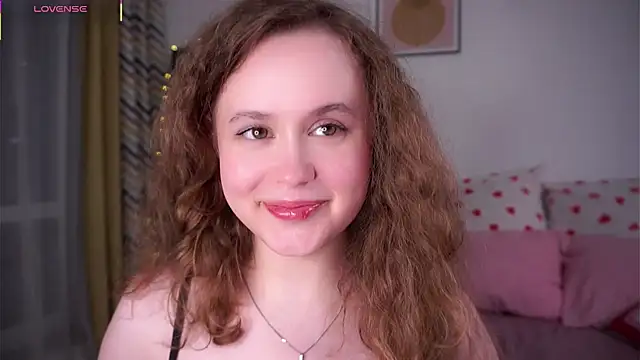 SusannaScholler online show from May 2026 10:52:02 PM