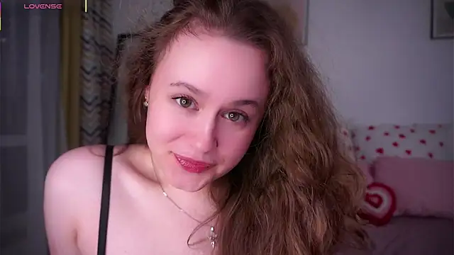 SusannaScholler online show from May 2026 10:58:01 PM