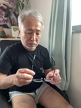 Snapshot of gholly2007 chatting on November 2025 06:02:02 AM gholly2007 online show from November 2025 06:02:02 AM