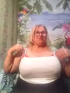 Snapshot of MargaritaSweet51 chatting on October 2025 08:59:02 PM MargaritaSweet51 online show from October 2025 08:59:02 PM