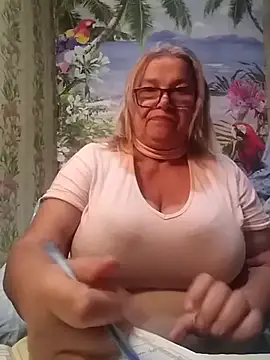 Snapshot of MargaritaSweet51 chatting on November 2025 11:47:02 PM MargaritaSweet51 online show from November 2025 11:47:02 PM