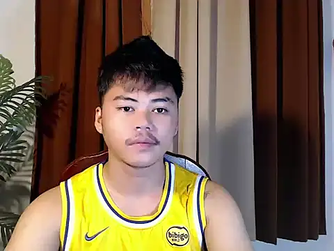 hot emman online show from May 2026 04:09:02 AM