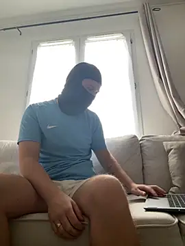 HommeSecret- online show from October 2025 02:20:01 PM