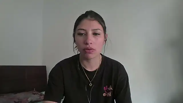 Snapshot of AriaBliss- chatting on September 2025 02:55:01 PM AriaBliss- online show from September 2025 02:55:01 PM