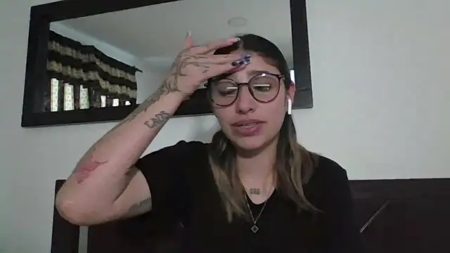 Snapshot of AriaBliss- chatting on May 2026 07:31:02 PM AriaBliss- online show from May 2026 07:31:02 PM