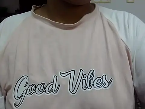 Snapshot of mary_jones6 chatting on October 2025 09:09:02 AM mary jones6 online show from October 2025 09:09:02 AM