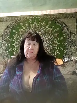 CrystalLime6411 online show from October 2025 11:00:01 AM