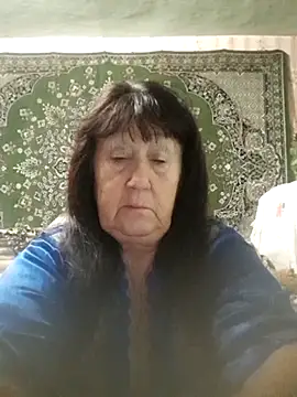 CrystalLime6411 online show from November 2025 04:31:02 PM