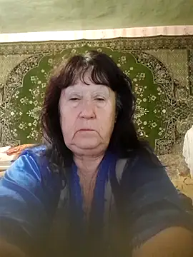 CrystalLime6411 online show from November 2025 06:24:01 AM