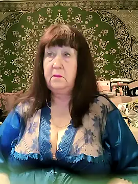 CrystalLime6411 online show from May 2026 04:48:02 PM
