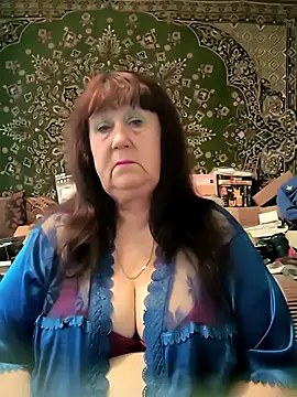 CrystalLime6411 online show from May 2026 01:49:02 PM