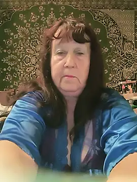 CrystalLime6411 online show from May 2026 05:32:01 PM