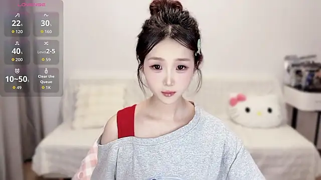 Snapshot of Joyce-bb chatting on September 2025 01:32:01 PM Joyce-bb online show from September 2025 01:32:01 PM