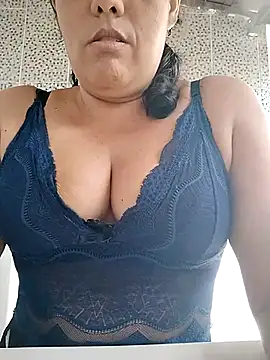 Snapshot of Bellapotencia1985 chatting on October 2025 10:38:02 AM Bellapotencia1985 online show from October 2025 10:38:02 AM