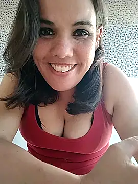 Snapshot of Bellapotencia1985 chatting on November 2025 10:29:01 AM Bellapotencia1985 online show from November 2025 10:29:01 AM