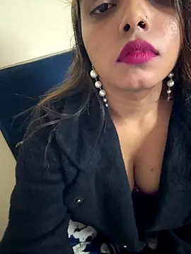 Snapshot of sexy-sukriti chatting on December 2025 03:09:02 PM sexy-sukriti online show from December 2025 03:09:02 PM