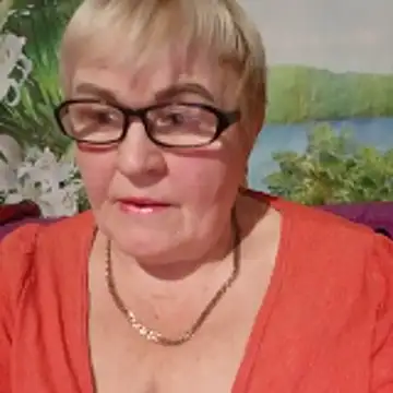 VioletSweet5566 online show from October 2025 06:15:01 PM