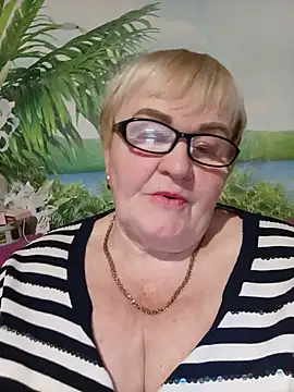 VioletSweet5566 online show from November 2025 06:42:02 PM