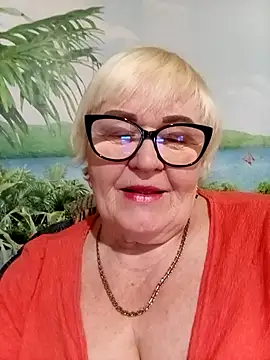 VioletSweet5566 online show from April 2026 02:32:01 PM