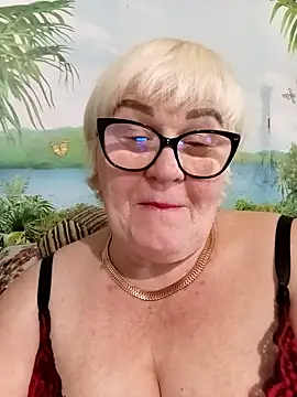 VioletSweet5566 online show from May 2026 10:01:01 AM