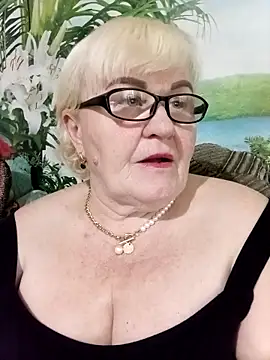 VioletSweet5566 online show from May 2026 02:33:01 PM
