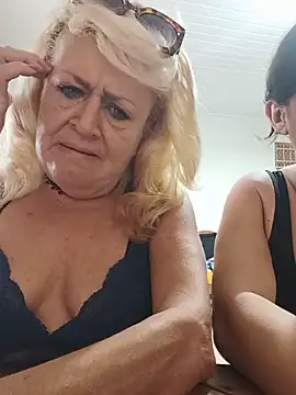Snapshot of Belladama61 chatting on May 2026 10:10:02 AM Belladama61 online show from May 2026 10:10:02 AM