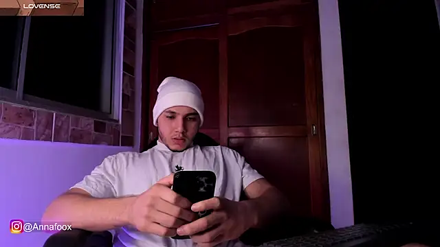 max valiant1 online show from January 2026 04:40:01 AM