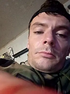 Snapshot of RichardW chatting on December 2025 02:34:01 PM RichardW online show from December 2025 02:34:01 PM