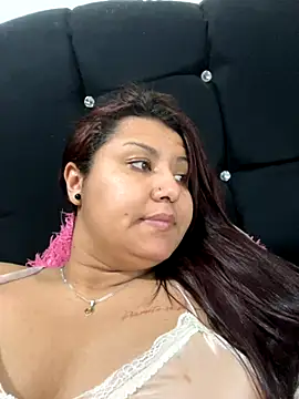 naomy26 online show from September 2025 05:31:01 AM