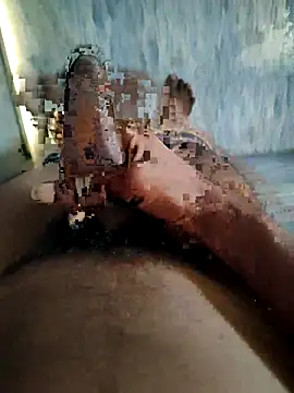 Snapshot of sexy_boy_47 chatting on December 2025 06:08:02 AM sexy boy 47 online show from December 2025 06:08:02 AM