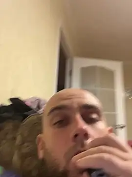 Snapshot of LuckyGirlfriends chatting on October 2025 05:31:01 PM LuckyGirlfriends online show from October 2025 05:31:01 PM