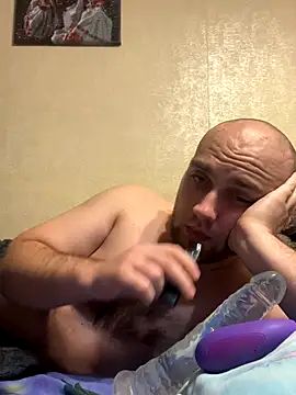 Snapshot of LuckyGirlfriends chatting on January 2026 09:39:02 PM LuckyGirlfriends online show from January 2026 09:39:02 PM