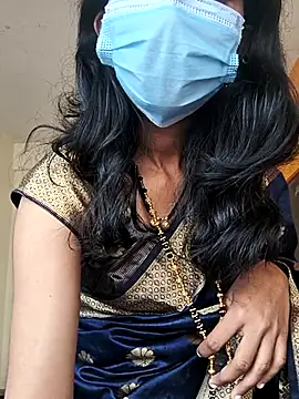 Snapshot of Shivani2002 chatting on November 2025 08:08:02 AM Shivani2002 online show from November 2025 08:08:02 AM