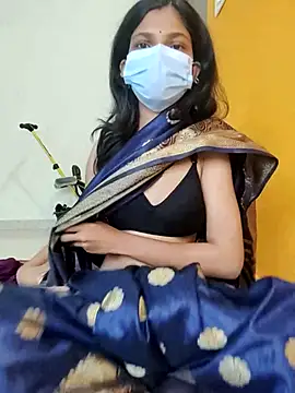 Snapshot of Shivani2002 chatting on November 2025 01:31:01 AM Shivani2002 online show from November 2025 01:31:01 AM