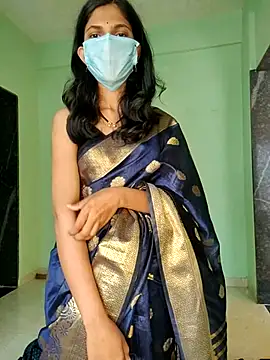 Snapshot of Shivani2002 chatting on February 2026 04:42:01 AM Shivani2002 online show from February 2026 04:42:01 AM