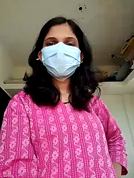 Snapshot of Shivani2002 chatting on March 2026 09:15:02 AM Shivani2002 online show from March 2026 09:15:02 AM