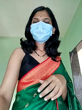 Snapshot of Shivani2002 chatting on March 2026 03:10:02 AM Shivani2002 online show from March 2026 03:10:02 AM