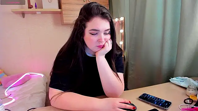 Alice next door online show from February 2026 01:06:02 PM