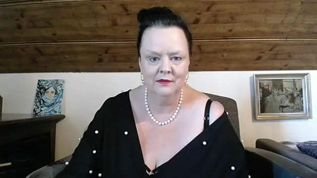 TiffanyMature online show from April 2026 02:15:02 PM
