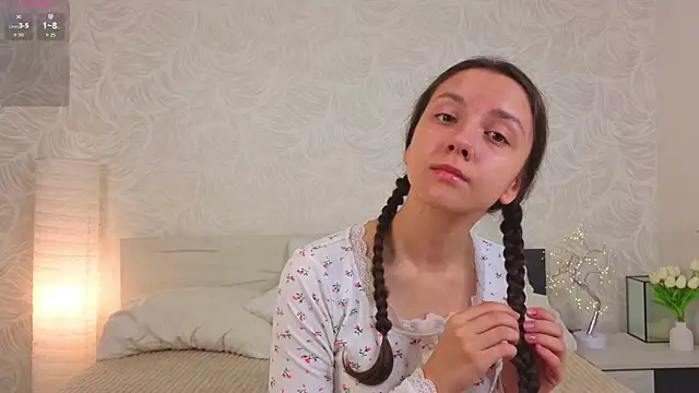 Snapshot of GiseleLamos chatting on October 2025 03:05:01 AM GiseleLamos online show from October 2025 03:05:01 AM