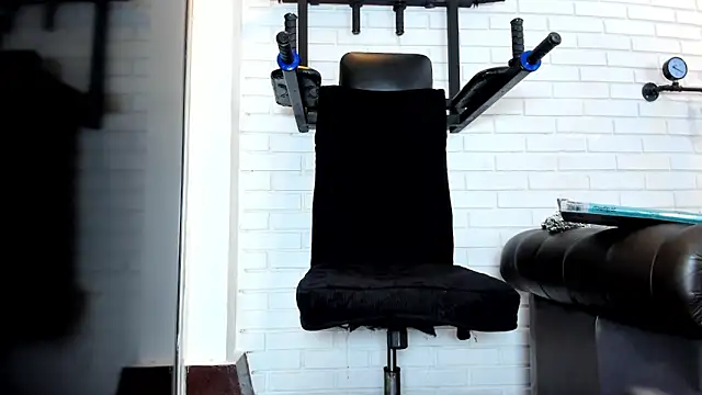 ItaloMoore online show from February 2026 11:53:02 AM